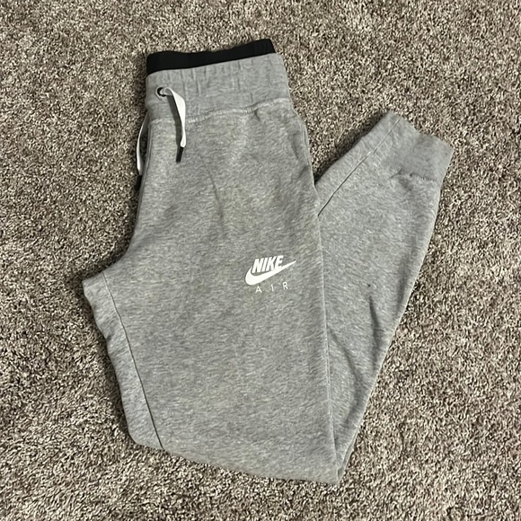 Nike Pants - Nike jogger sweatpants